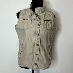 Cabela’s size small tan utility vest